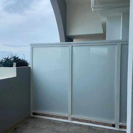 Bari Nalasia Beach Apartment Esterno foto