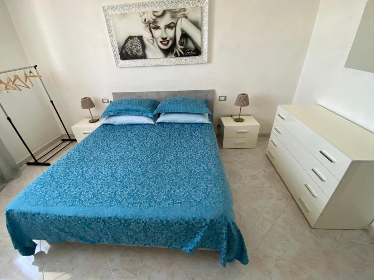 Bari Nalasia Beach Apartment Esterno foto