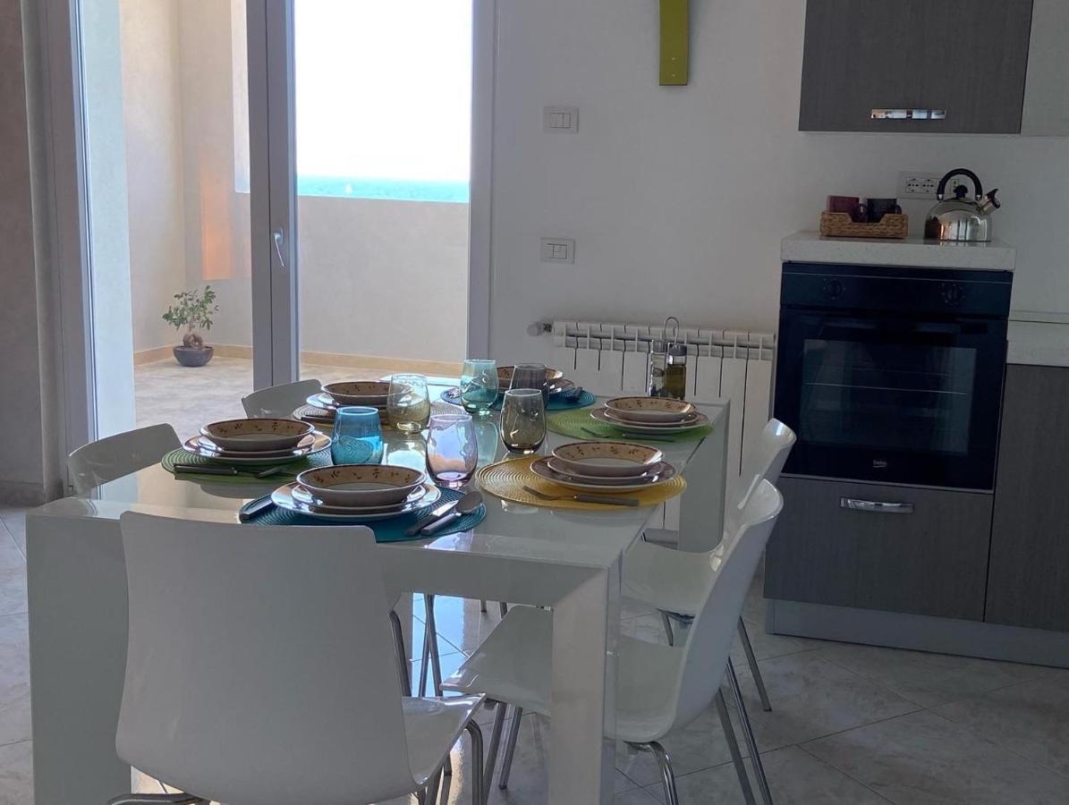 Bari Nalasia Beach Apartment Esterno foto