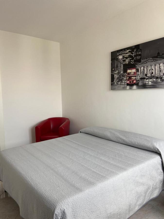 Bari Nalasia Beach Apartment Esterno foto